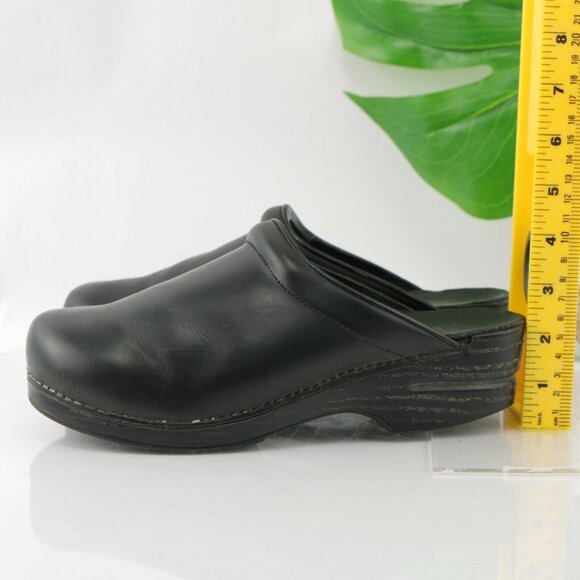 Dansko Womens Sonja Mule Size 40 9.5 Black Leather Work Nursing Comfy Shoe - Picture 8 of 12